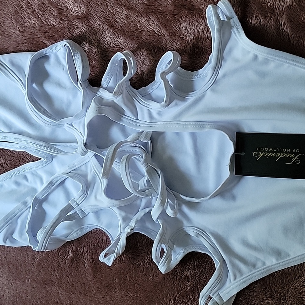 Frederick's South Beach One-Piece Lace-Up Swimsuit S - Picture 13 of 16